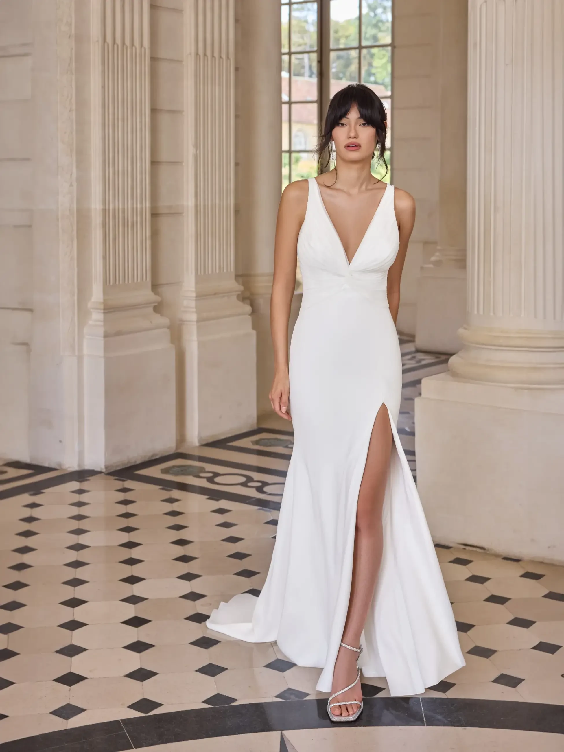 How to Choose the Perfect Wedding Dress for Your Seattle Venue Image