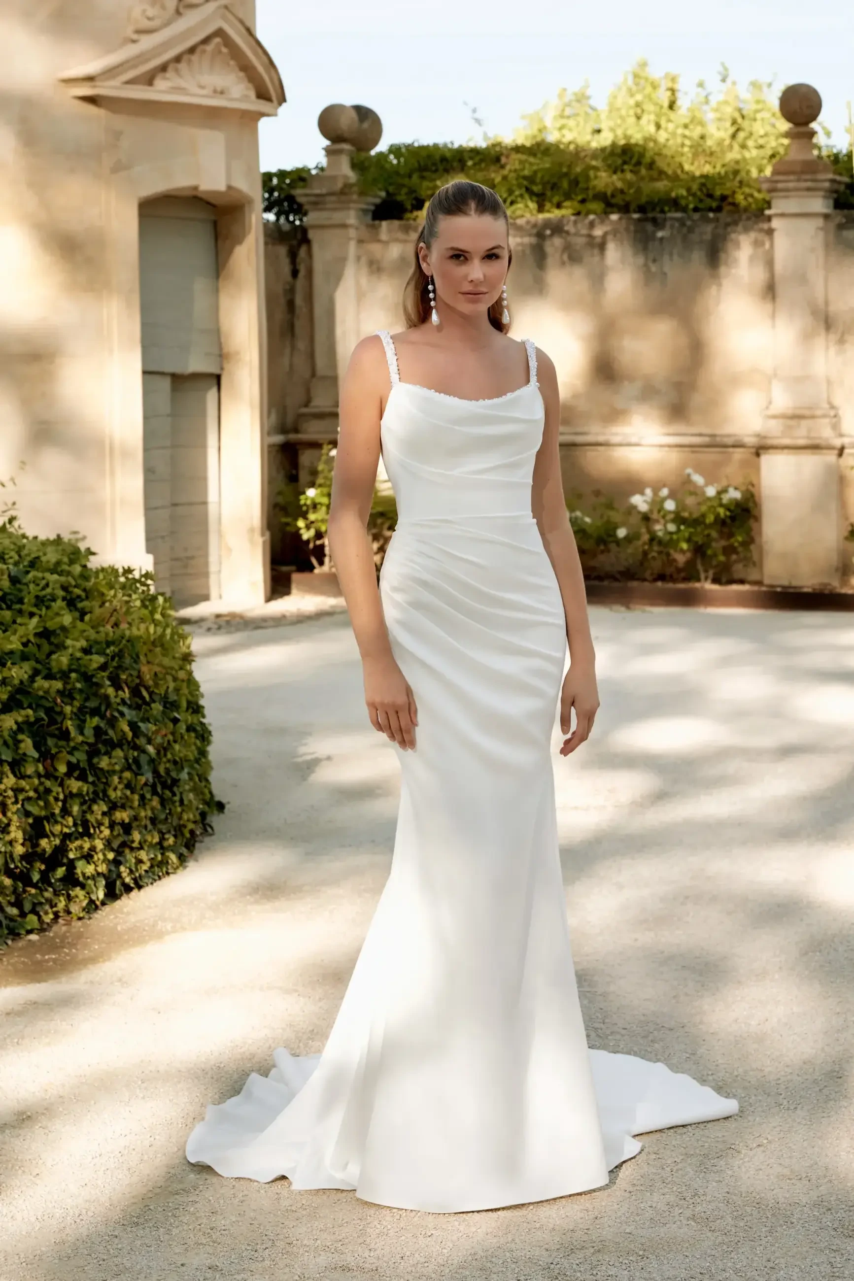 The Best Wedding Dress Styles for Seattle Brides: From Clean &amp; Modern to Romantic. Desktop Image