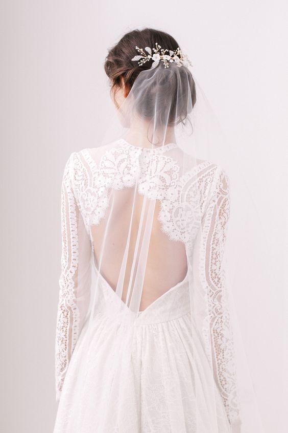 Elvie gold mother of pearl floral wedding hair vine - Guide to wedding veils | Britten Weddings: 