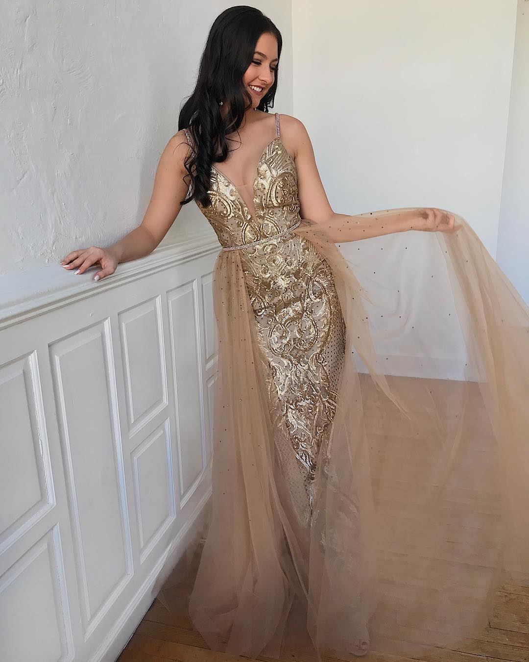 Gallery Image #slidesGrid0