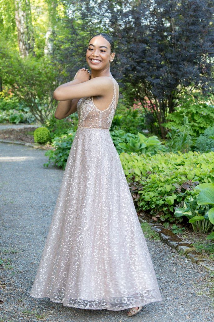 Gallery Image #slidesGrid124