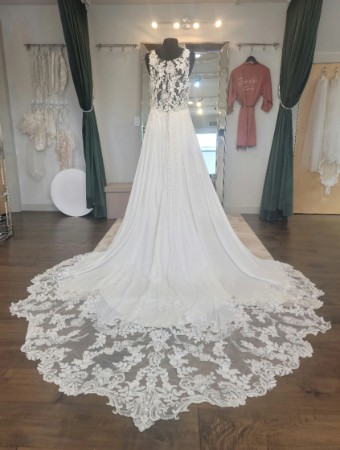 Allure Bridals #9905 #3 default thumbnail