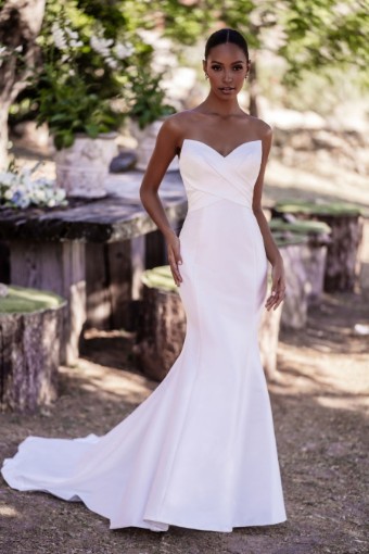 Allure Romance #R3608 #3 Ivory thumbnail