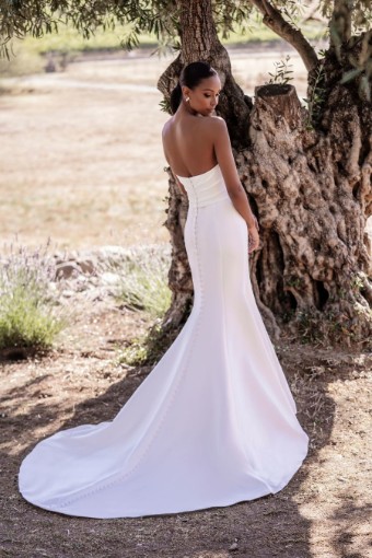 Allure Romance #R3608 #5 Ivory thumbnail