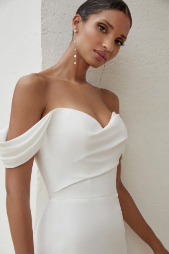 Adore by Justin Alexander #11340 #5 Ivory thumbnail