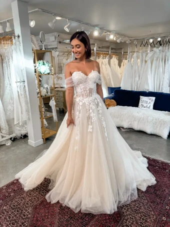 La Premiere White #22106 Fidela #0 default thumbnail