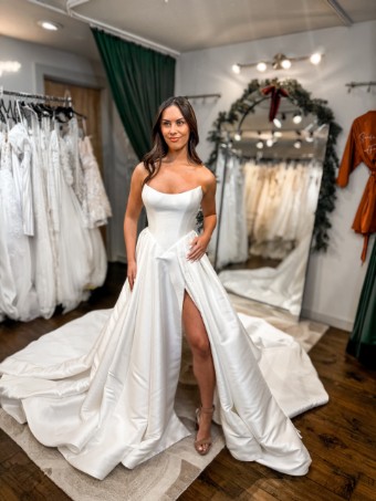 La Premiere White #10019 Abbey #0 Ivory/Nude/Ivory thumbnail