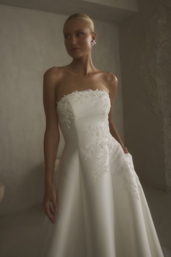 Casablanca #2624 #1 Ivory/Ivory thumbnail