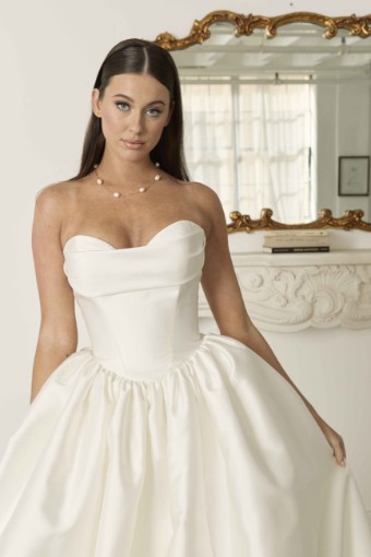 Serene by Madi Lane #SR2521 Theo - LOANER #1 Ivory thumbnail