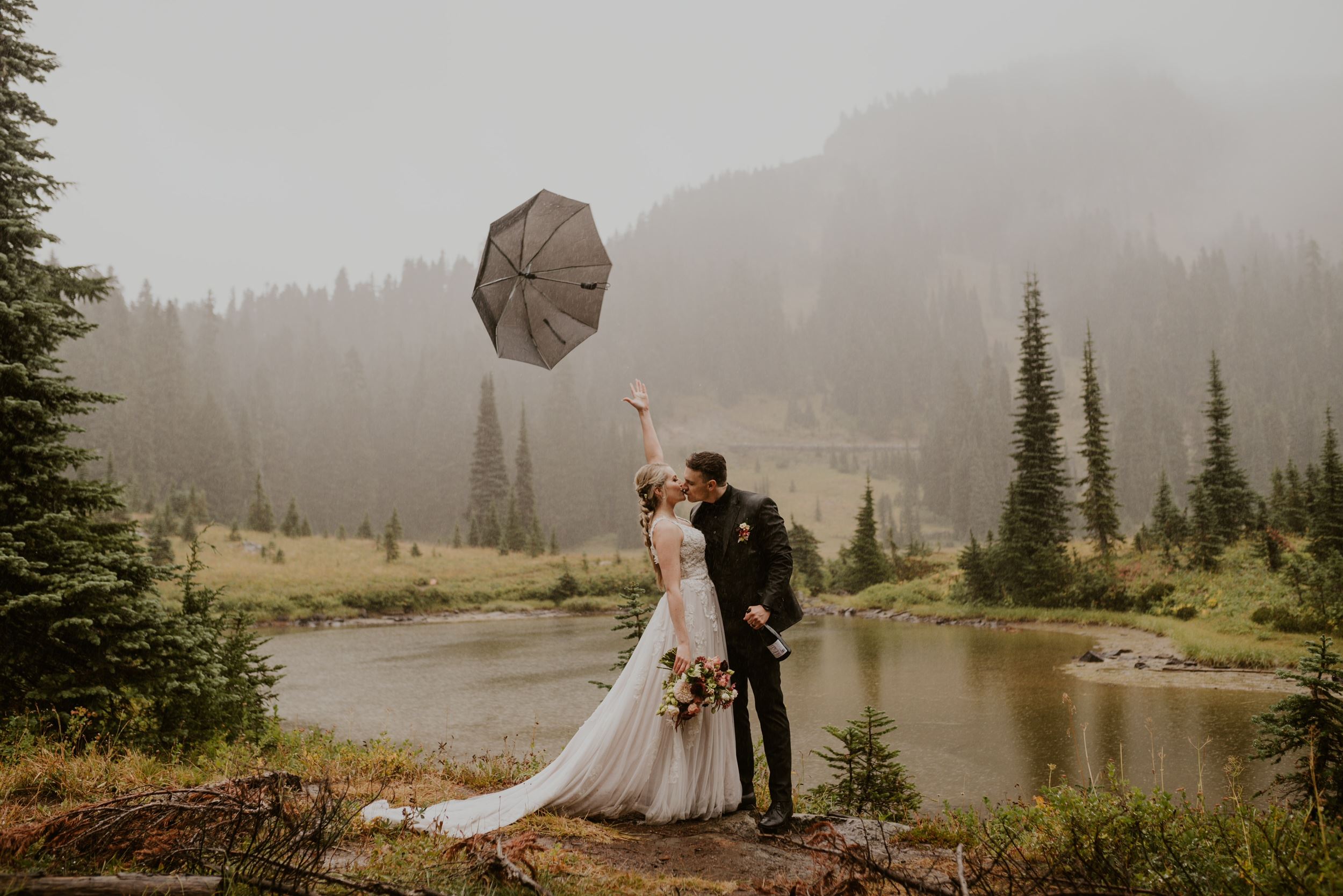 Alyssa & Jacob. Desktop Image